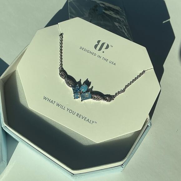 Bomb Party Necklace "Fearless Soul" - Picture 9 of 9